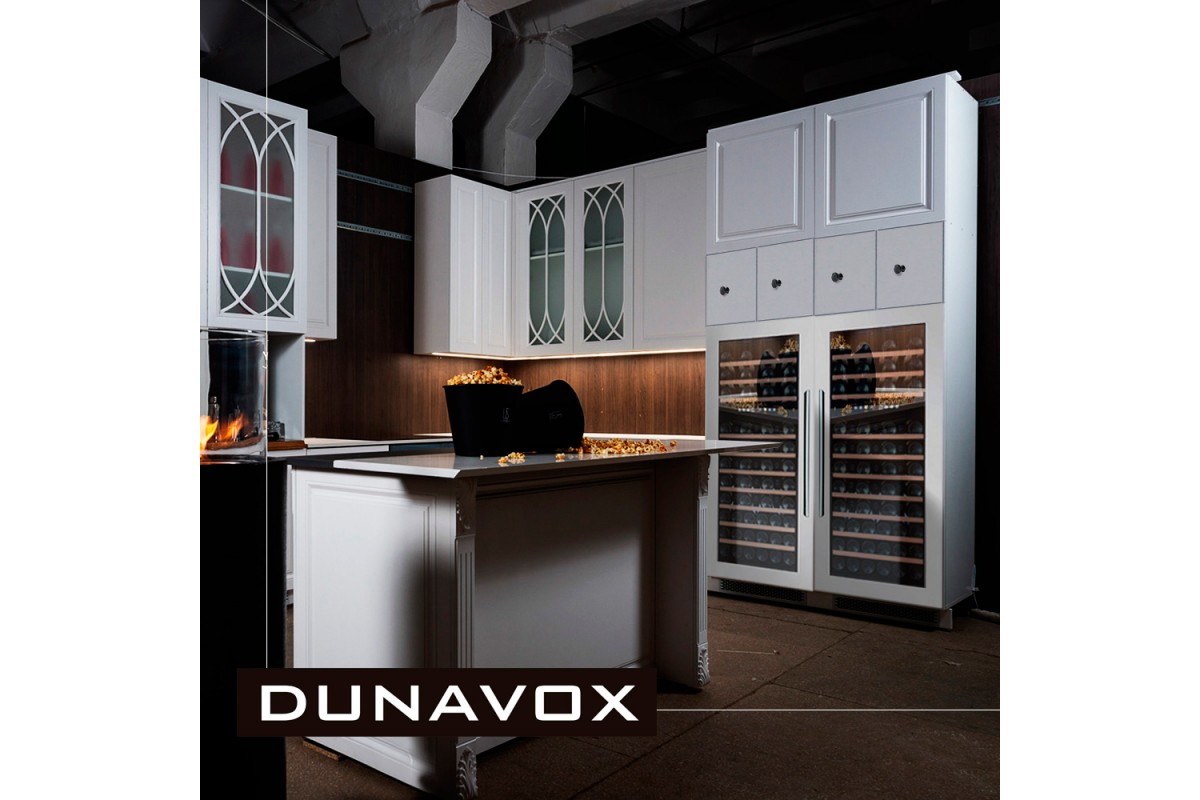 Купить винный шкаф встраиваемый Dunavox DX-74-230DW - бесплатная доставка  по Москве