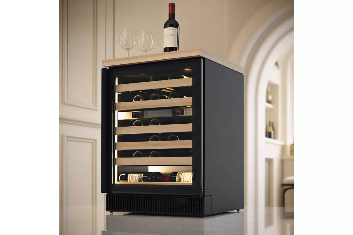 Винный шкаф Winekeys WKU-60.2