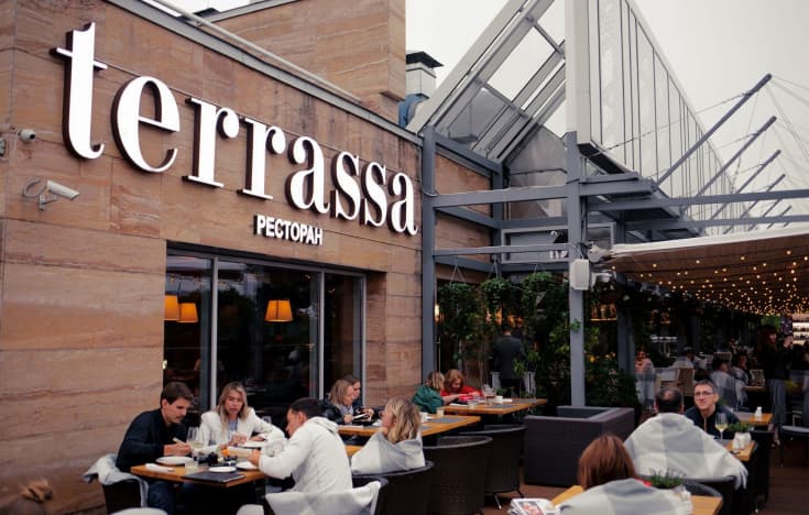 организация розлива вина по бокалам Ginza terassa
